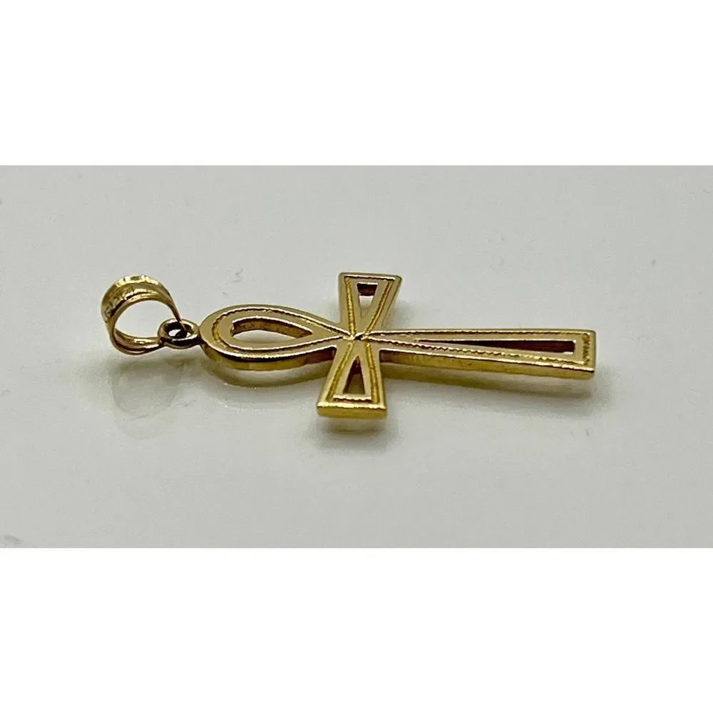 14k Gold Ankh or Egyptian Cross Pendant